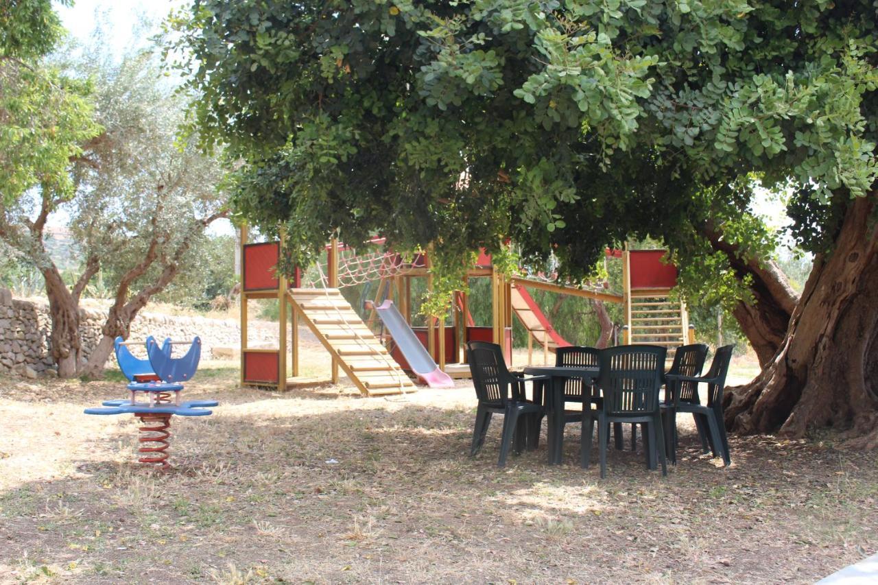 Agriturismo Tenuta Margitello 科米索 外观 照片