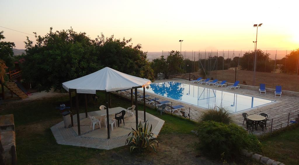 Agriturismo Tenuta Margitello 科米索 外观 照片